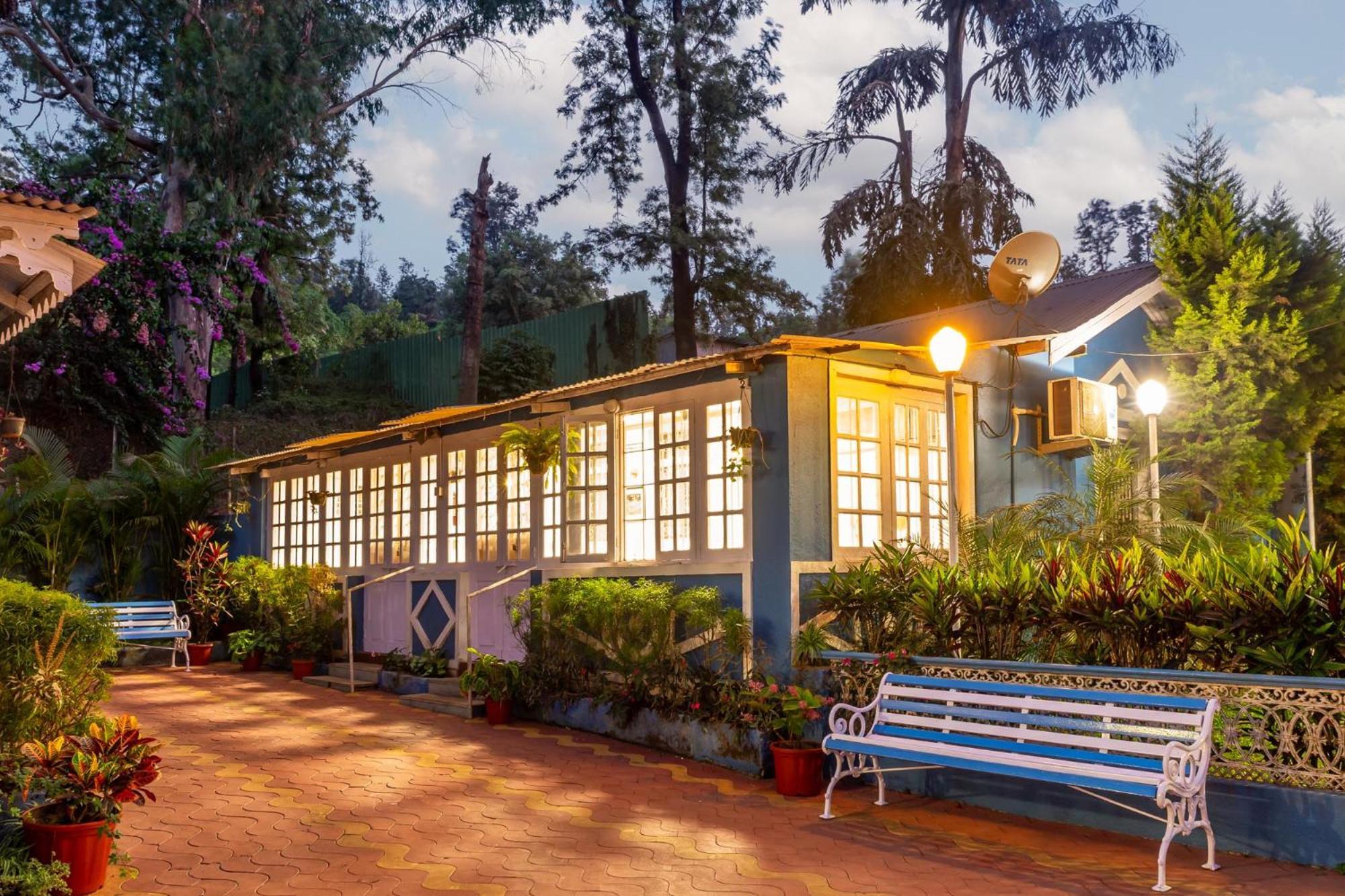 Il Palazzo Villas Panchgani Exteriér fotografie